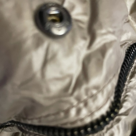 MNG Puffer Jacket - Picture 5 of 9